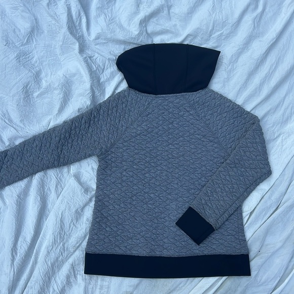 Calvin Klein Gray Quilted Hoodie Sweater - Picture 4 of 5